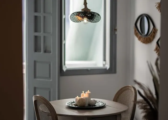 Alojamento de Acomodação e Pequeno-almoço La Roka, Cliffside Memories 4*