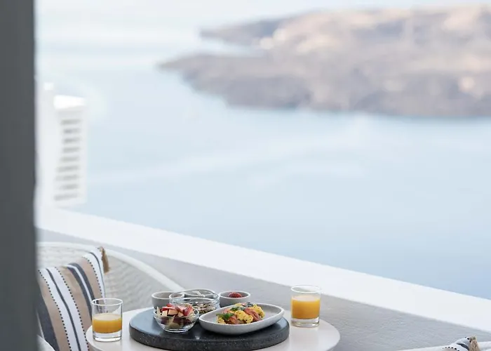 Alojamento de Acomodação e Pequeno-almoço La Roka, Cliffside Memories Imerovigli (Santorini)