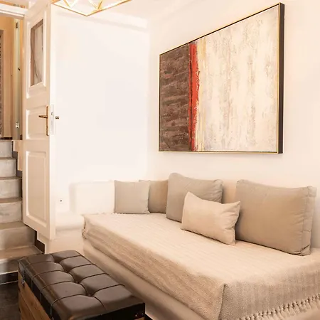 La Roka, Cliffside Memories