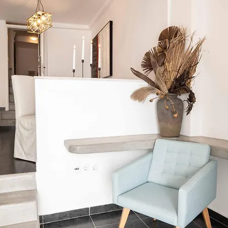 La Roka, Cliffside Memories Bed and breakfast 4*