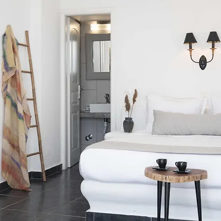 La Roka, Cliffside Memories Bed & Breakfast Imerovigli (Santorini)