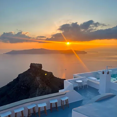 La Roka, Cliffside Memories Imerovigli (Santorini)