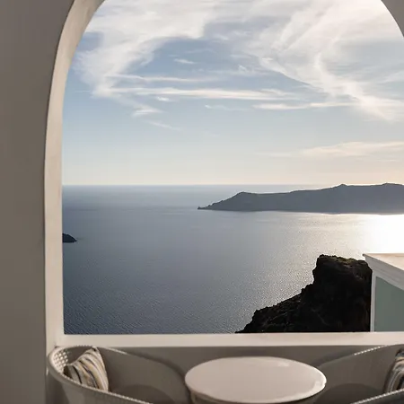 La Roka, Cliffside Memories Imerovigli (Santorini)