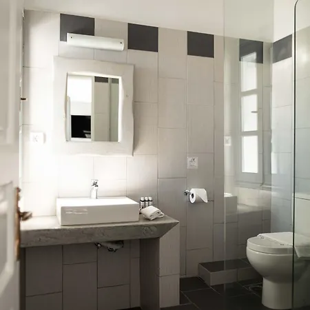 Bed & Breakfast La Roka, Cliffside Memories