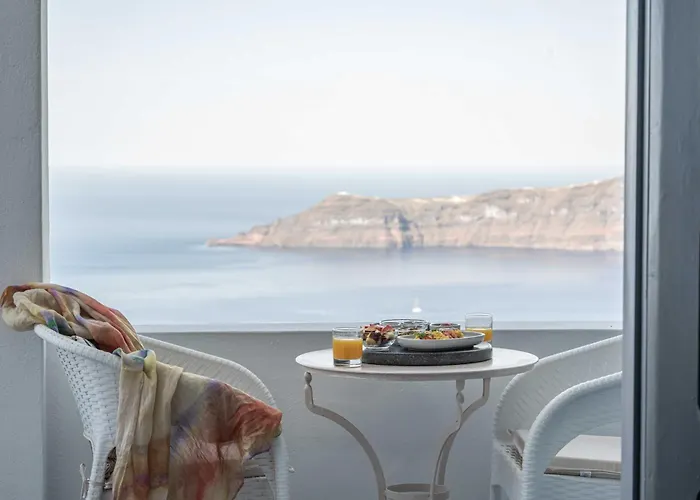 Bed & Breakfast La Roka, Cliffside Memories 4*