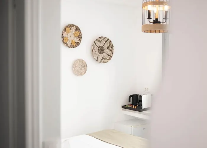 Bed and Breakfast La Roka, Cliffside Memories 4*