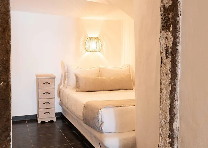 La Roka, Cliffside Memories Bed and Breakfast Ημεροβίγλι