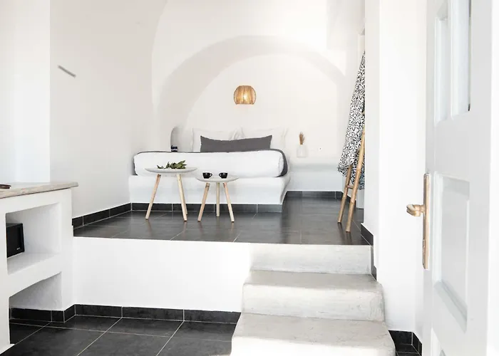 La Roka, Cliffside Memories 4*