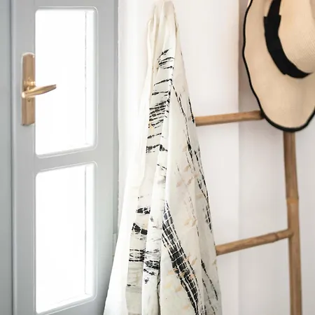 ベッド・アンド・ブレックファスト La Roka, Cliffside Memories 4*